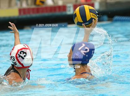 Thumbnail 1 in St. Ignatius vs Gunn (Amanda Mac Invitational) photogallery.