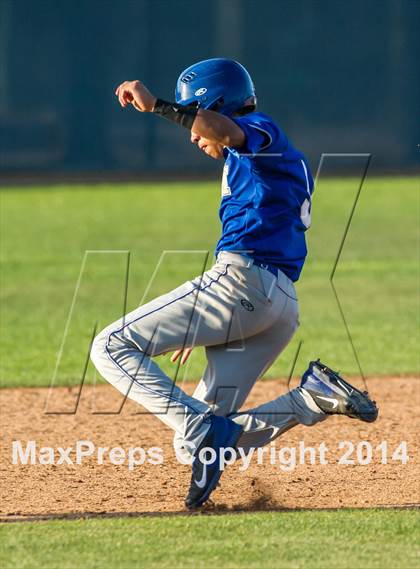 Thumbnail 2 in Santa Margarita vs. Huntington Beach (Hard 9 National Classic) photogallery.