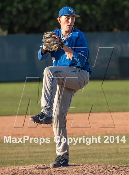 Thumbnail 1 in Santa Margarita vs. Huntington Beach (Hard 9 National Classic) photogallery.