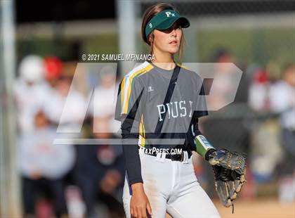 Thumbnail 1 in Elkhorn vs. Pius X photogallery.