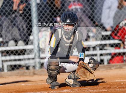 Thumbnail 1 in Elkhorn vs. Pius X photogallery.