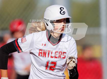 Thumbnail 3 in Elkhorn vs. Pius X photogallery.