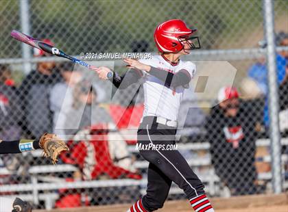 Thumbnail 3 in Elkhorn vs. Pius X photogallery.