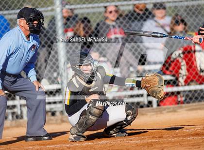 Thumbnail 3 in Elkhorn vs. Pius X photogallery.