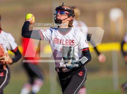 Thumbnail 3 in Elkhorn vs. Pius X photogallery.