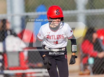 Thumbnail 1 in Elkhorn vs. Pius X photogallery.