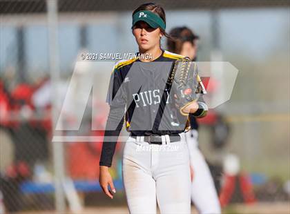 Thumbnail 3 in Elkhorn vs. Pius X photogallery.
