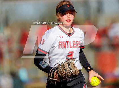Thumbnail 2 in Elkhorn vs. Pius X photogallery.