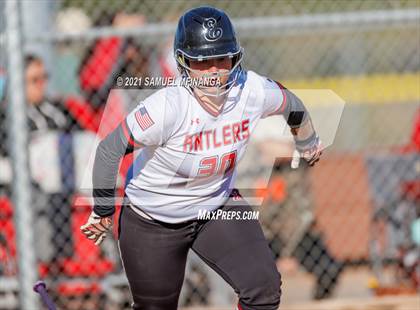 Thumbnail 3 in Elkhorn vs. Pius X photogallery.