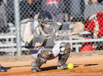 Thumbnail 1 in Elkhorn vs. Pius X photogallery.