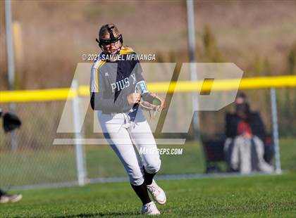 Thumbnail 3 in Elkhorn vs. Pius X photogallery.