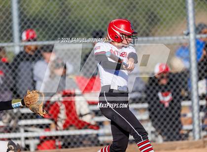 Thumbnail 1 in Elkhorn vs. Pius X photogallery.