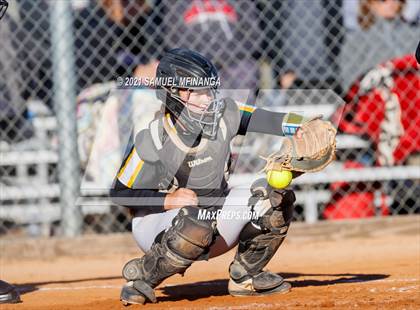 Thumbnail 3 in Elkhorn vs. Pius X photogallery.