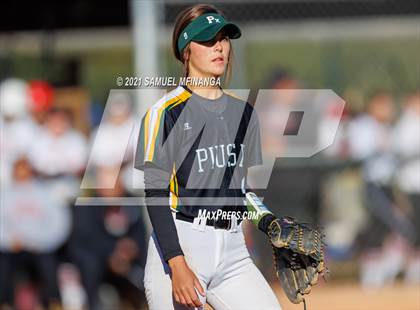 Thumbnail 2 in Elkhorn vs. Pius X photogallery.