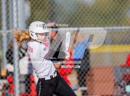 Thumbnail 2 in Elkhorn vs. Pius X photogallery.