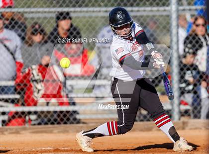 Thumbnail 1 in Elkhorn vs. Pius X photogallery.