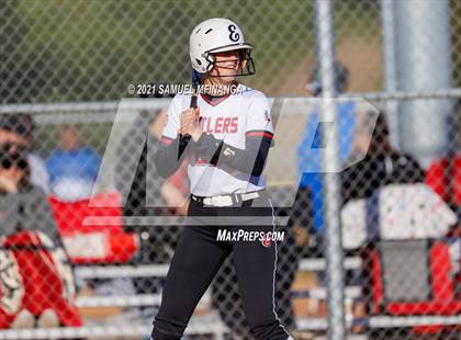 Thumbnail 3 in Elkhorn vs. Pius X photogallery.