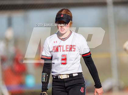 Thumbnail 3 in Elkhorn vs. Pius X photogallery.