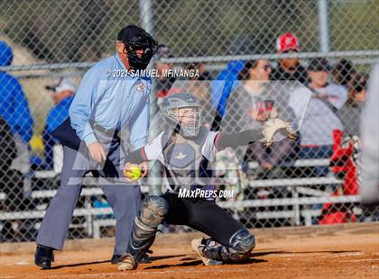 Thumbnail 3 in Elkhorn vs. Pius X photogallery.