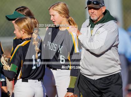 Thumbnail 2 in Elkhorn vs. Pius X photogallery.