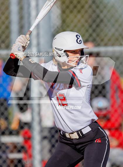 Thumbnail 3 in Elkhorn vs. Pius X photogallery.