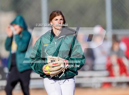Thumbnail 1 in Elkhorn vs. Pius X photogallery.