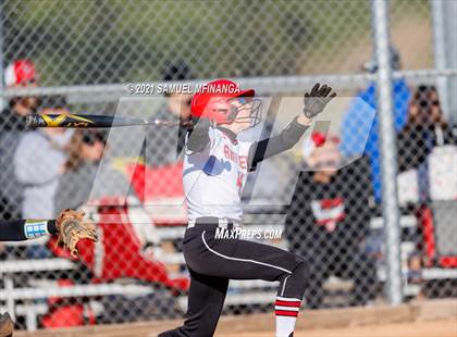 Thumbnail 1 in Elkhorn vs. Pius X photogallery.