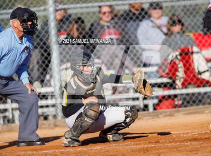 Thumbnail 2 in Elkhorn vs. Pius X photogallery.