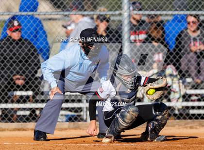 Thumbnail 2 in Elkhorn vs. Pius X photogallery.