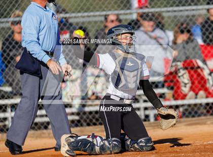 Thumbnail 1 in Elkhorn vs. Pius X photogallery.