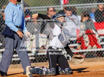 Thumbnail 2 in Elkhorn vs. Pius X photogallery.