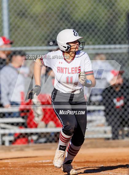 Thumbnail 2 in Elkhorn vs. Pius X photogallery.