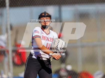 Thumbnail 2 in Elkhorn vs. Pius X photogallery.