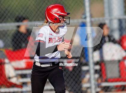 Thumbnail 2 in Elkhorn vs. Pius X photogallery.