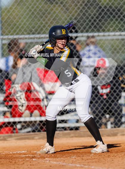 Thumbnail 1 in Elkhorn vs. Pius X photogallery.
