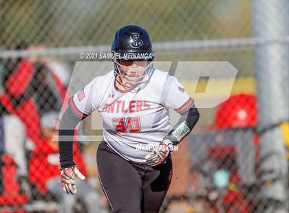 Thumbnail 2 in Elkhorn vs. Pius X photogallery.