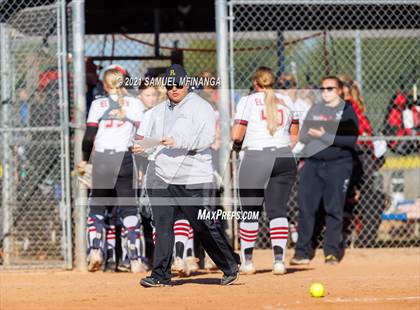 Thumbnail 3 in Elkhorn vs. Pius X photogallery.