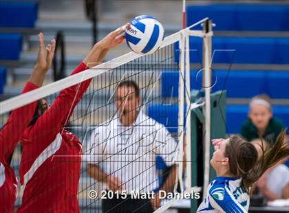 Thumbnail 3 in Aurora West College Prep Academy @ SkyView Academy photogallery.