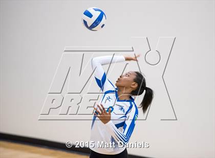 Thumbnail 3 in Aurora West College Prep Academy @ SkyView Academy photogallery.