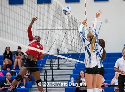 Thumbnail 1 in Aurora West College Prep Academy @ SkyView Academy photogallery.