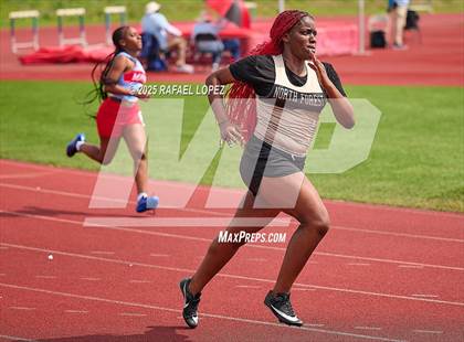 Thumbnail 3 in Dave Bethany Relays (200M) photogallery.