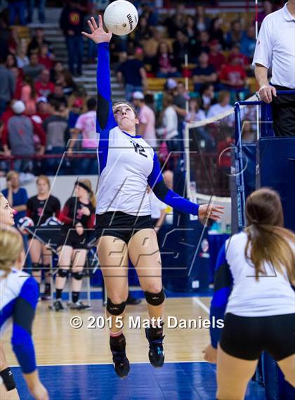 Thumbnail 2 in Grandview vs. Denver East (CHSAA 5A Playoff) photogallery.