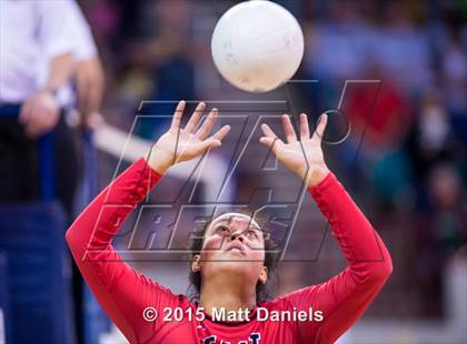 Thumbnail 2 in Grandview vs. Denver East (CHSAA 5A Playoff) photogallery.
