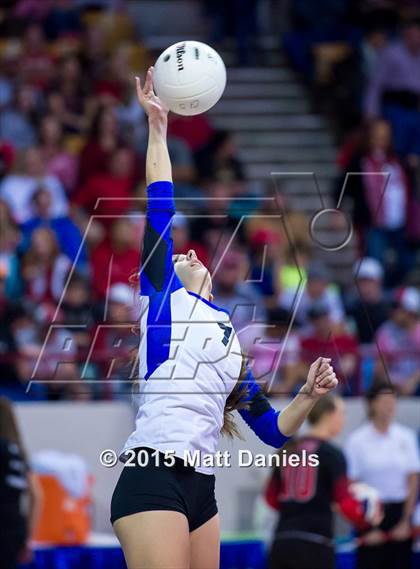 Thumbnail 3 in Grandview vs. Denver East (CHSAA 5A Playoff) photogallery.