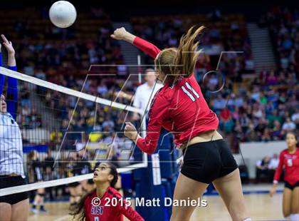 Thumbnail 2 in Grandview vs. Denver East (CHSAA 5A Playoff) photogallery.
