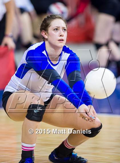 Thumbnail 3 in Grandview vs. Denver East (CHSAA 5A Playoff) photogallery.