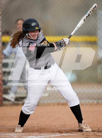 Thumbnail 1 in Emery @ Duchesne photogallery.