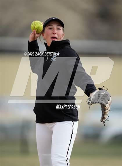 Thumbnail 2 in Emery @ Duchesne photogallery.