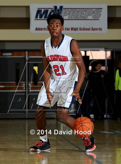 Thumbnail 2 in JW North vs. Leuzinger (MaxPreps Holiday Classic) photogallery.