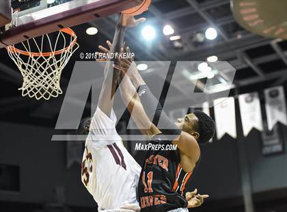 Thumbnail 2 in Webster Groves vs Christ the King (Bass Pro Shop Tournament of Champions) photogallery.